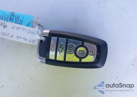 2023 Ford F-150 Xlt z USA, uszkodzony, nr VIN 1FTFW1E84PFB46941